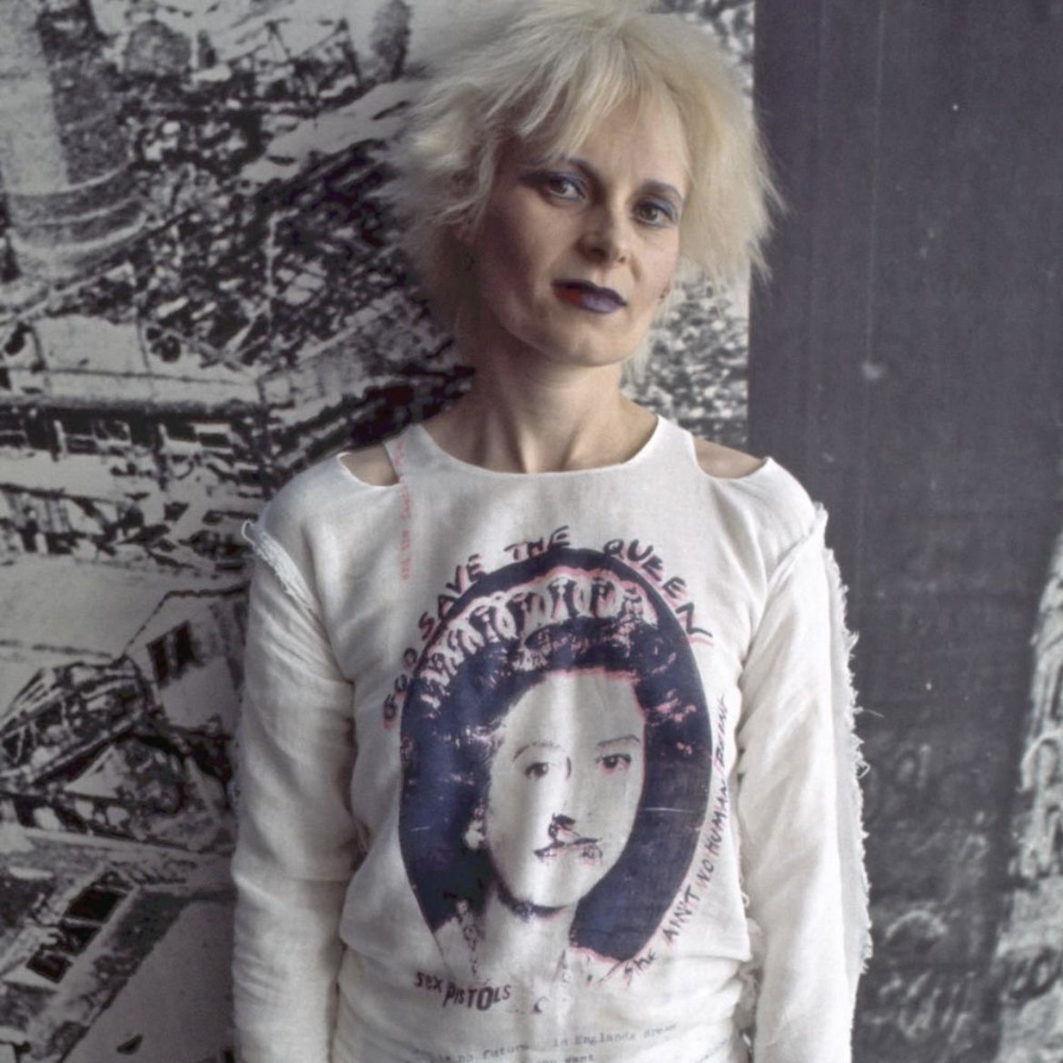 thevwarchives's tweet photo. Vivienne Westwood in the 1970’s https://t.co/GsfMmbEMrG