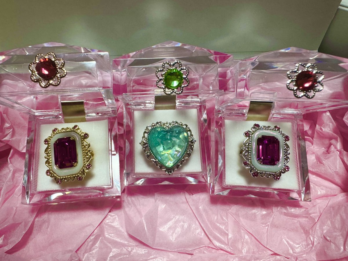 ammm391's tweet photo. 6個集まった💍 https://t.co/o0uqHudLf4