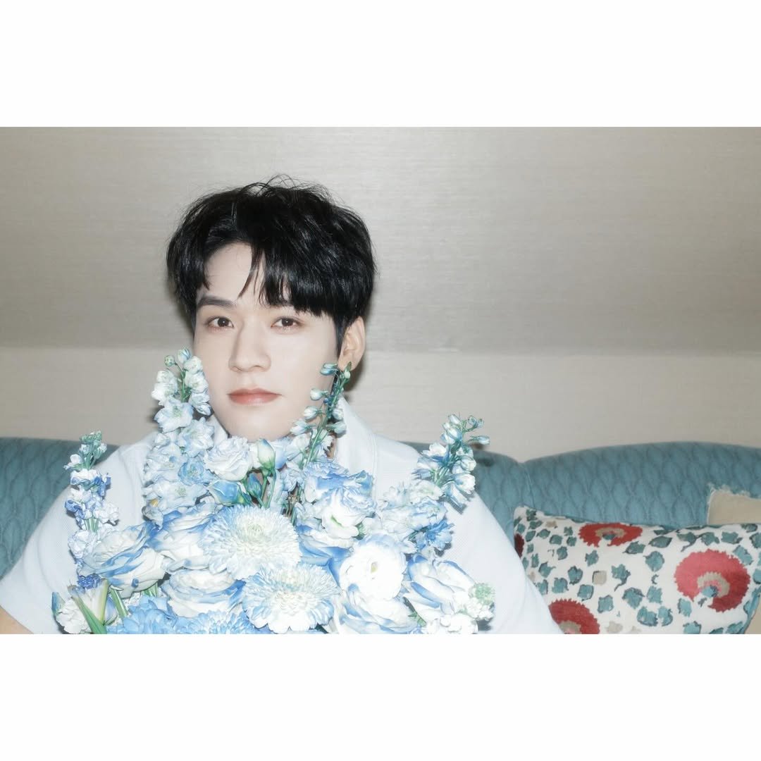GONGJUN_TH's tweet photo. 📱 #กงจวิ้น มาอัพไอจี

เพียงประโยคสั้น ๆ แต่สัมผัสได้ถึงความประทับใจจากเซอร์ไพรส์ครั้งพิเศษ 🖤✨

ขอบคุณ Louis Vuitton และ Pharrell Williams สำหรับช่วงเวลาอันน่าจดจำครั้ง��ี้

#GongJun #龚俊Simon #龚俊 #cungtuấn
#SimonGong #공준 #กงจวิ้น #ゴンジュン https://t.co/YUgonxg0yq