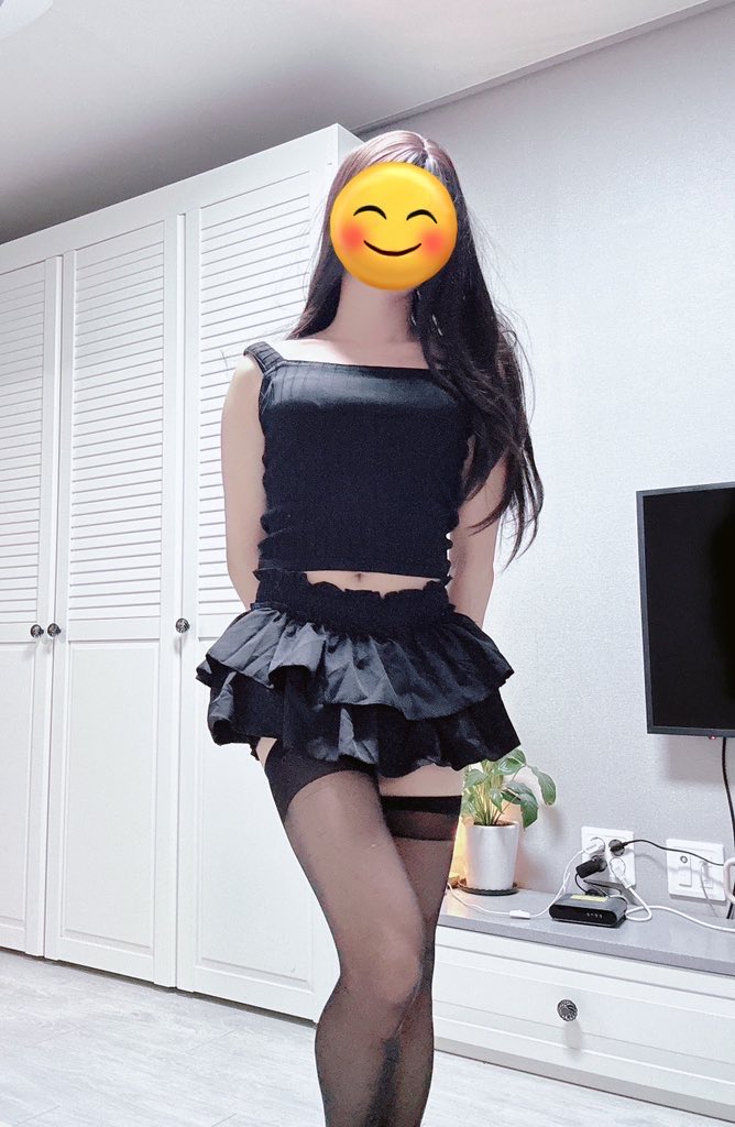 naeuncd's tweet photo. 하루종일 비오니까 하루종일 ㅈㅈ 빨고 싶잖아;;
#좆물받이 https://t.co/0sQmLOFPCS