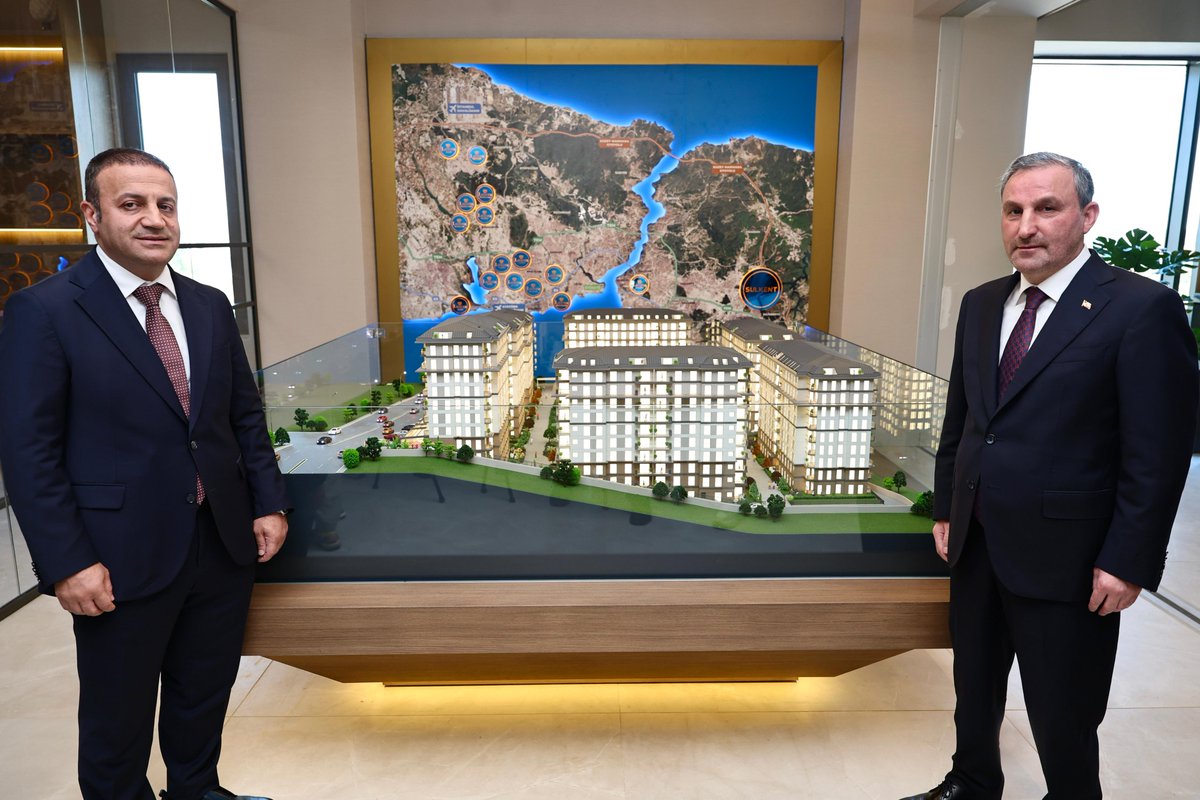 alitombastr's tweet photo. Faizsiz finansman modeliyle hayata geçirdiğimiz SULKENT projemizin lansmanını büyük bir heyecanla gerçekleştirdik.

Modern mimarisi ve sosyal donatı alanlarıyla ilçemize değer katacak projemiz ile hemşehrilerimiz; faizsiz, vade farksız ve eşit taksit fırsatıyla hayallerindeki eve kavuşacak.

Sultanbeyli Belediyemizin güvencesi, Sulkon ve Luxera GYO iş birliğiyle hayata geçirdiğimiz SULKENT, hayırlı olsun.