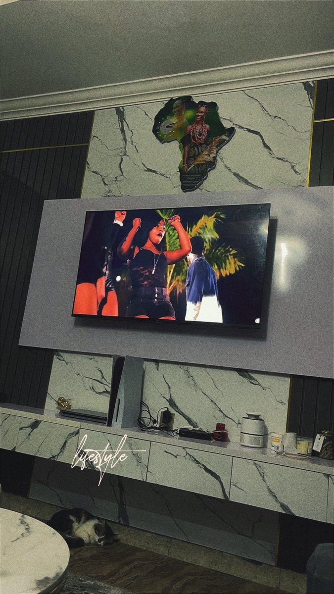 ObaDeleke's tweet photo. Guess the title of this song for $50

Hint: the artiste ft Wizkid https://t.co/Ettomle6oa