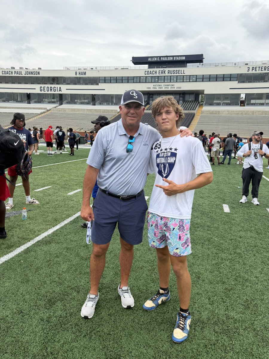 BranfordBucsFB's tweet photo. Bucs on College Campus, #Camping, Branford HS c/o 28 @Holstonfrazier1 spent time last week in Statesboro with @GSAthletics_FB working on his craft. Finished 2nd in the long snapping competition Thanks to the Eagles for hosting one our Bucs! #SAIL #StrikeHard #DefendTheBEND https://t.co/Qlv4u2Qy2Z
