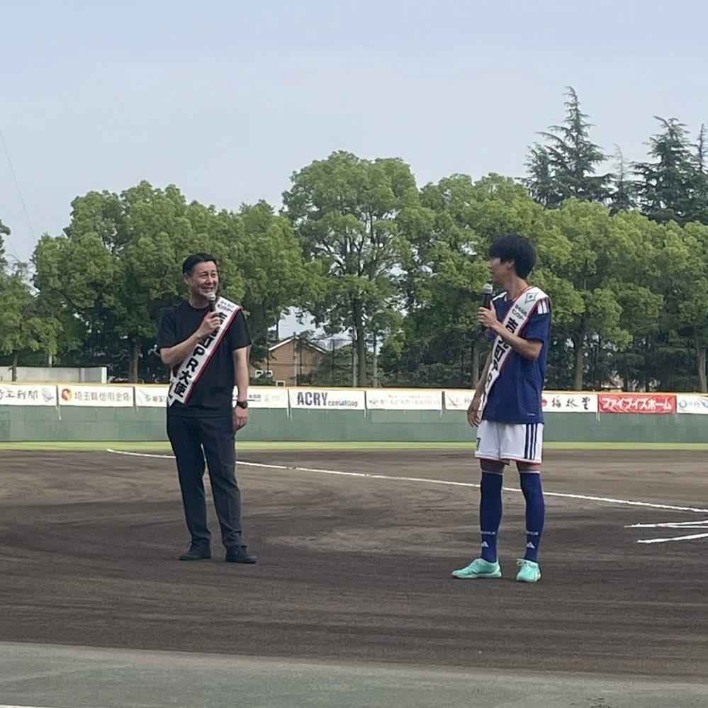 sakumon_masaki's tweet photo. ルートインBCリーグ
#埼玉武蔵ヒートベアーズ VS #福岡ソフトバンクホークス 3軍

#吉見町PR大使 として、なんと始球式をやらせて頂きました⚾️🔥

とても貴重な体験と、そして最後1点差のドキドキゲームを観戦させて頂きました！

関係者の皆様、ありがとうございました！！
勝ちたかったー😭

#ALLOUT https://t.co/lF6BXCQHpD
