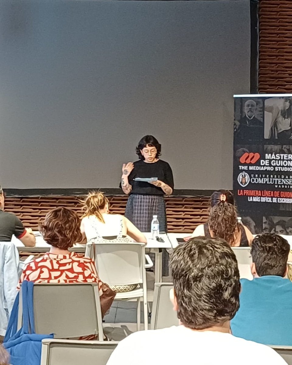 MasterGuionTMS's tweet photo. Nuestros estudiantes ya han defendido sus Trabajos de Fin de Máster 👏

✨ Un paso decisivo que marca el cierre de una etapa y el inicio de todo lo que está por venir✨ https://t.co/KQUXO5KIKA