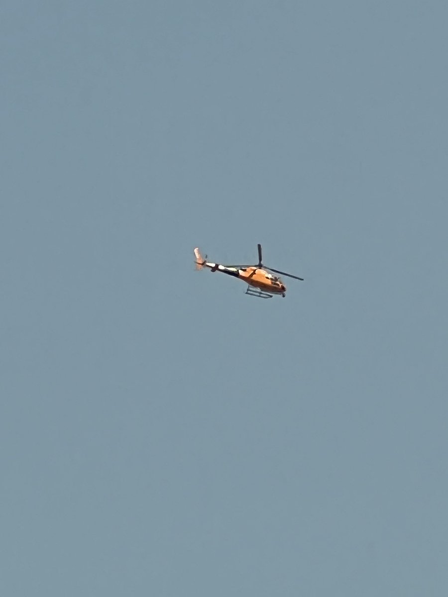 laurazzy's tweet photo. @FlightradarCAT hola! Saps quin helicòpter és aquest que està sobrevolant sant Joan despi? https://t.co/2uKfqW3XZF