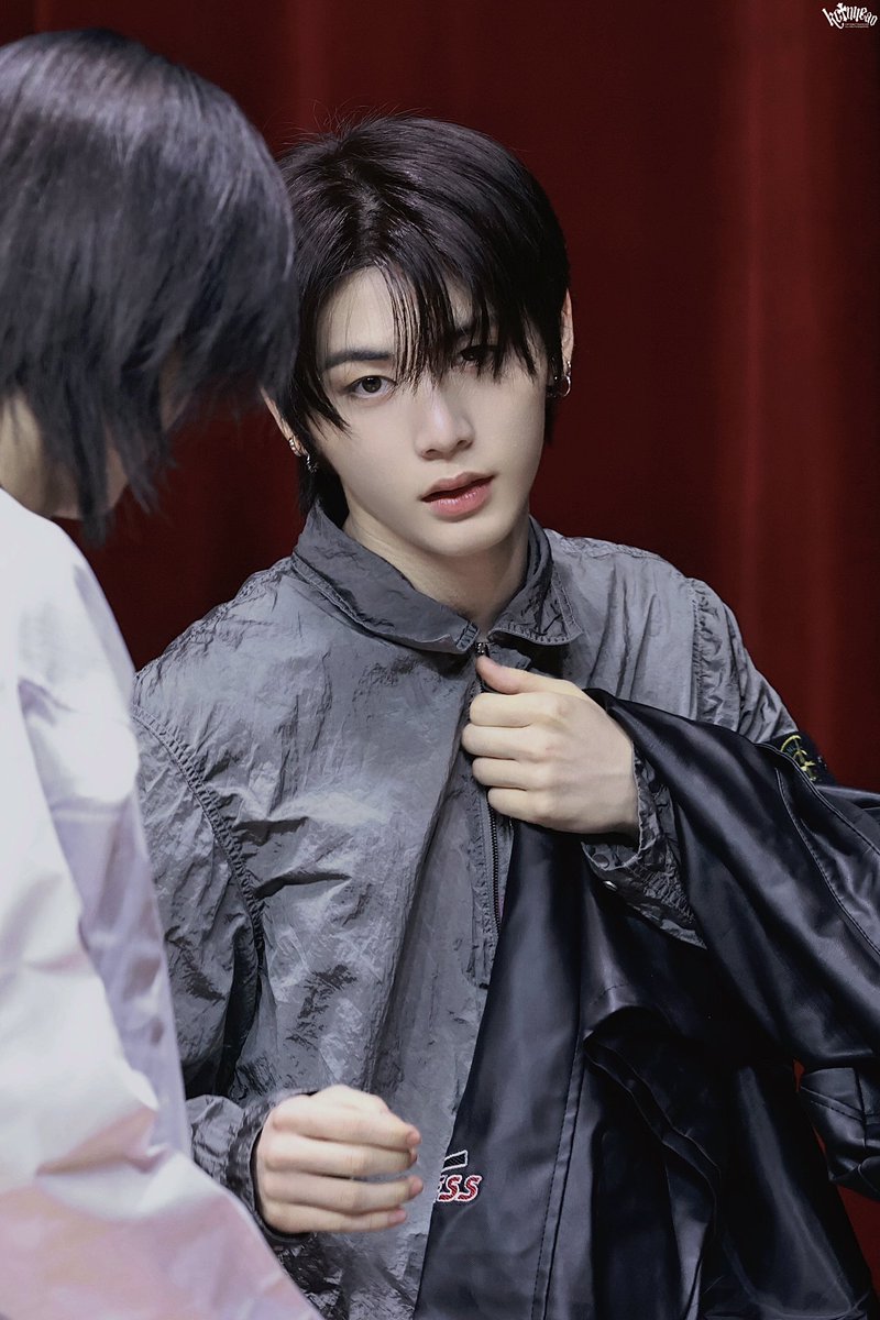 𝔨𝔬♱𝔫 tweet media