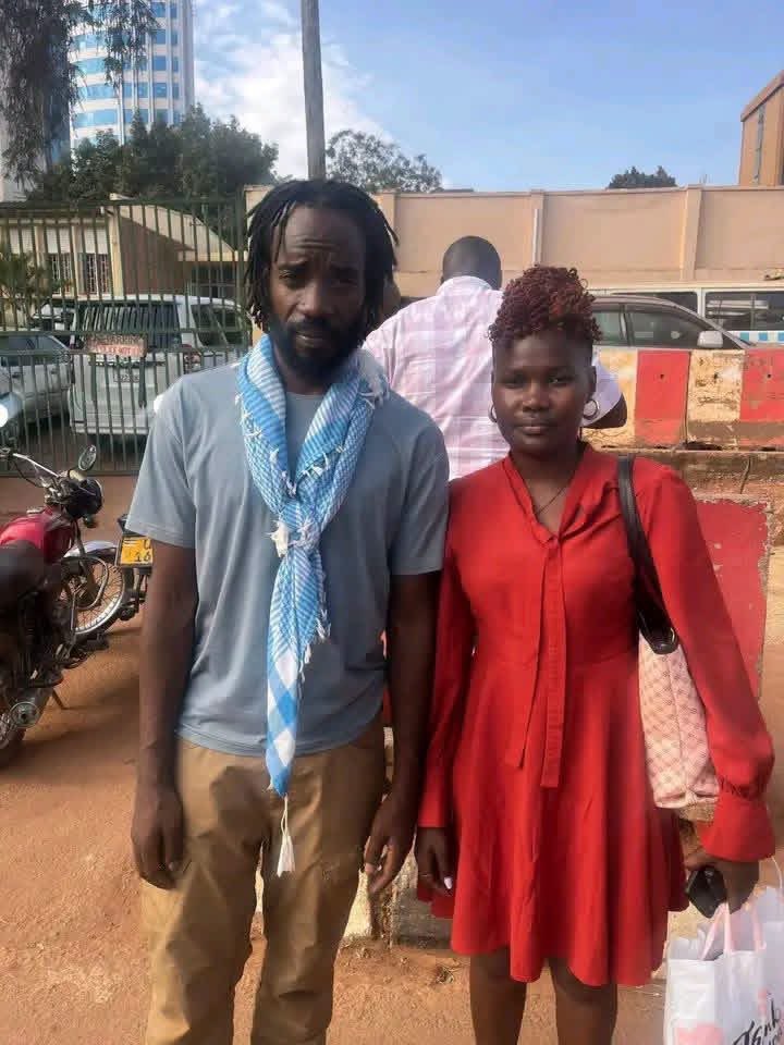 DorothyWillz's tweet photo. Thank God @NinyeTabz has been given a police bond! https://t.co/fVGF1PruSq