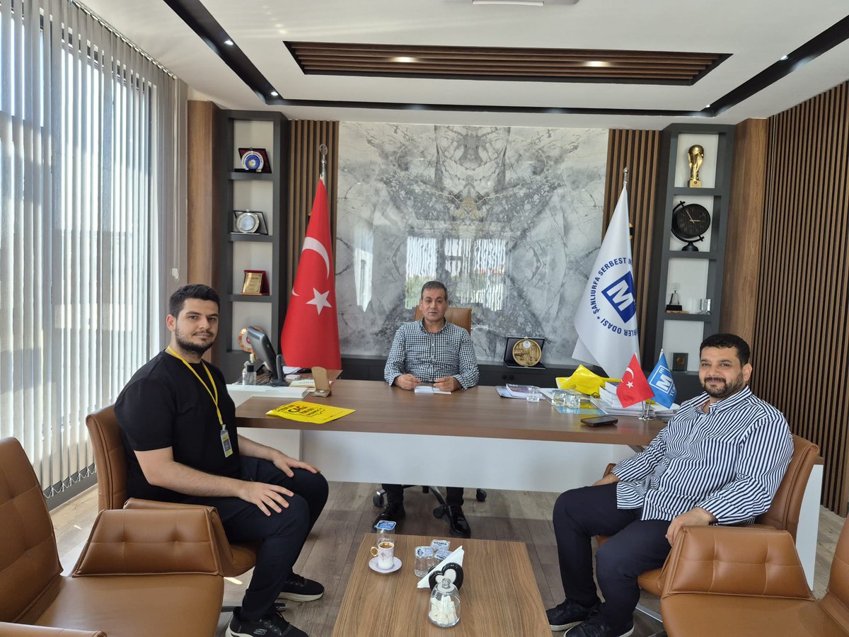 urfasmmmo's tweet photo. Era Koleji Yetkilileri odamızı ziyaret etmişlerdir. Gerçekleştirilen nazik ziyarette, Era Koleji ile odamız arasında üyelerimize yönelik indirim protokolü imzalanmıştır. Nazik ziyaretleri ve iş birliği katkılarından dolayı kendilerine teşekkür ederiz. https://t.co/twevBPXJ70