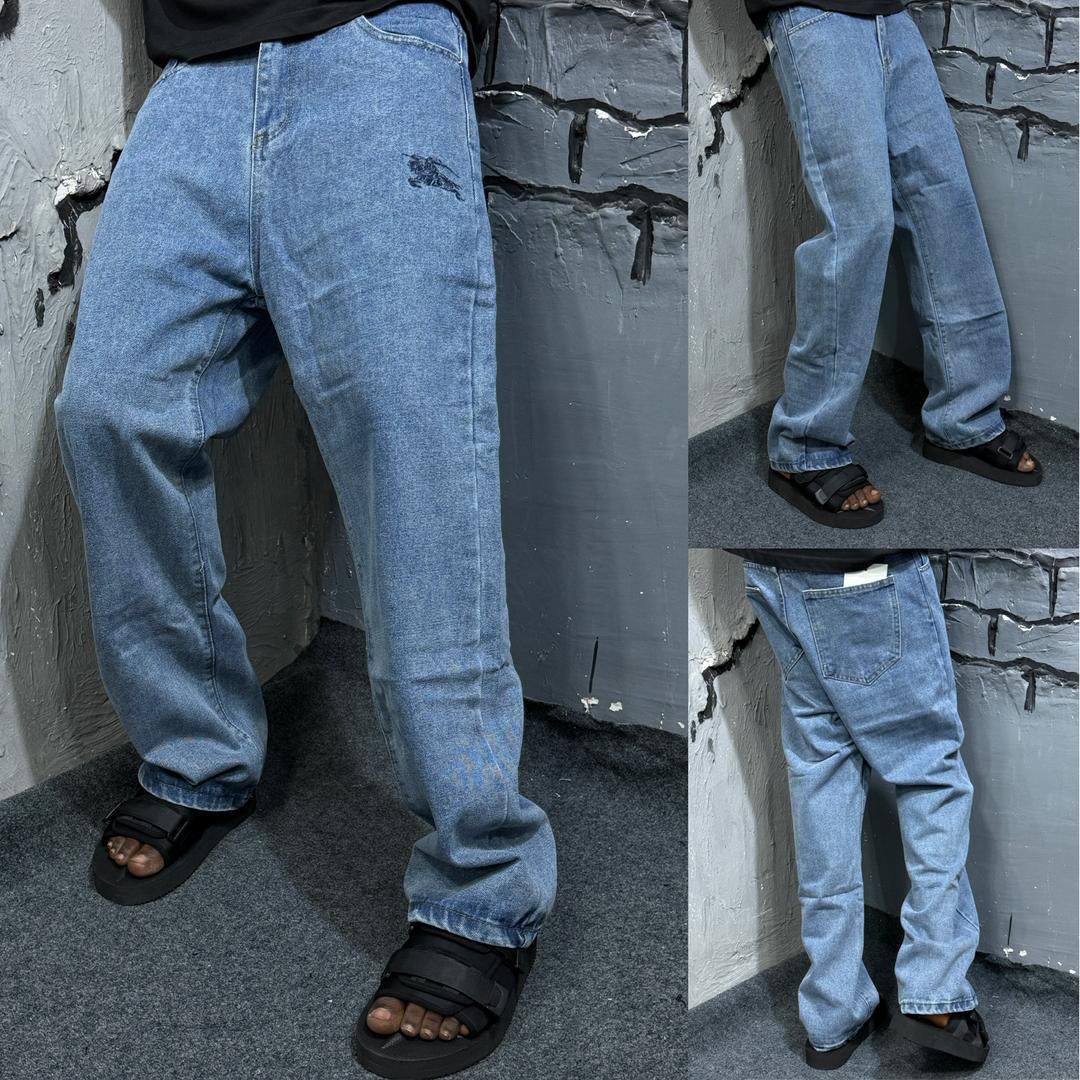 19szzn's tweet photo. who wants baggy jeans? i got a whole lot to sell

size: L - 3xl 

🏷️ 30,000 each

🚚 nationwide delivery

whatsapp: https://t.co/9XiHoff13b https://t.co/OAvR2Vi7nu