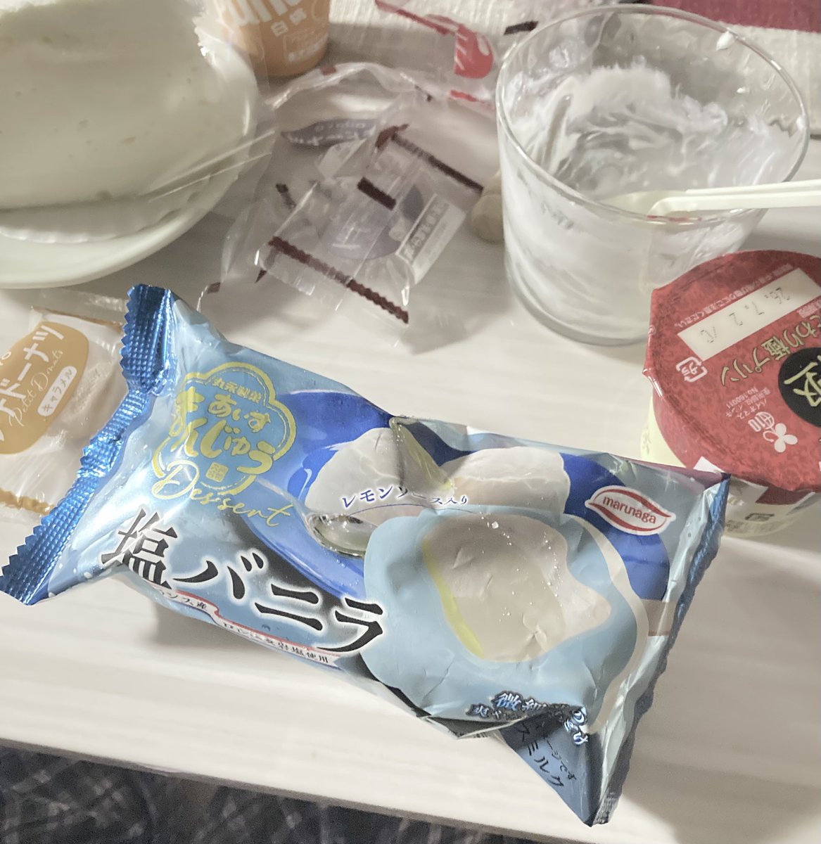vll_fff's tweet photo. あいすまんじゅうの塩バニラやっと出逢えた https://t.co/GpwYBn7jHb
