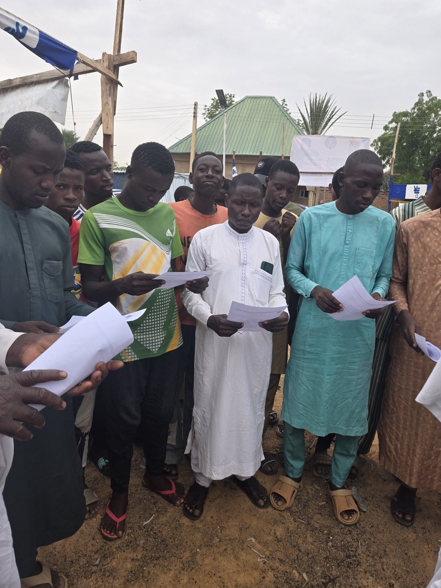 Abbamoo's tweet photo. Yesterday, in the heart of Gujba LGA, Buni Yadi town,Yobe State. we decimated the cancerous cells of APC and ADC that have held back the good people of Buni Yadi for far too long. We symbolically burned poverty, insecurity, corruption, and every obstacle to progress.

We proudly welcomed hundreds of women and youths into the great NDC family. Congratulations to all of you you have now been baptized into the movement for change and vaccinated against the politics of hardship, underdevelopment, and empty promises.

Welcome to NDC, the party of hope, progress, and prosperity for all. 🇳🇬🔥
@DanBornoReal
@YunusaTanko
@EstherUmoh10
@PeterObi
@Mallam_jabeer
@abuamir
@Wizarab10
@po_grassrootM
@MFaarees_
@KwankwasoRM
@firstladyship
@AishaYesufu
@Morris_Monye
@Rejoice_inlife
@ruffydfire
@D_goodybag
@uptownoflagos
@SadiqMaunde
@dammiedammie35