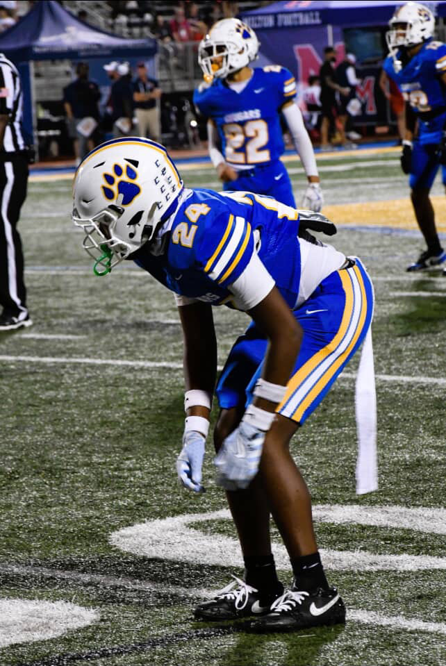 mjdickerson27's tweet photo. The work speaks. 📽️ Film on request.
5'10" | 160 | DB/WR | Class of 2028 | Chattahoochee HS
🎥 https://t.co/34ErzzeAnW...
#2028DBs #DBU #RecruitMJ #Recruiting2028 #HoochFootball https://t.co/ywreVlqHOq