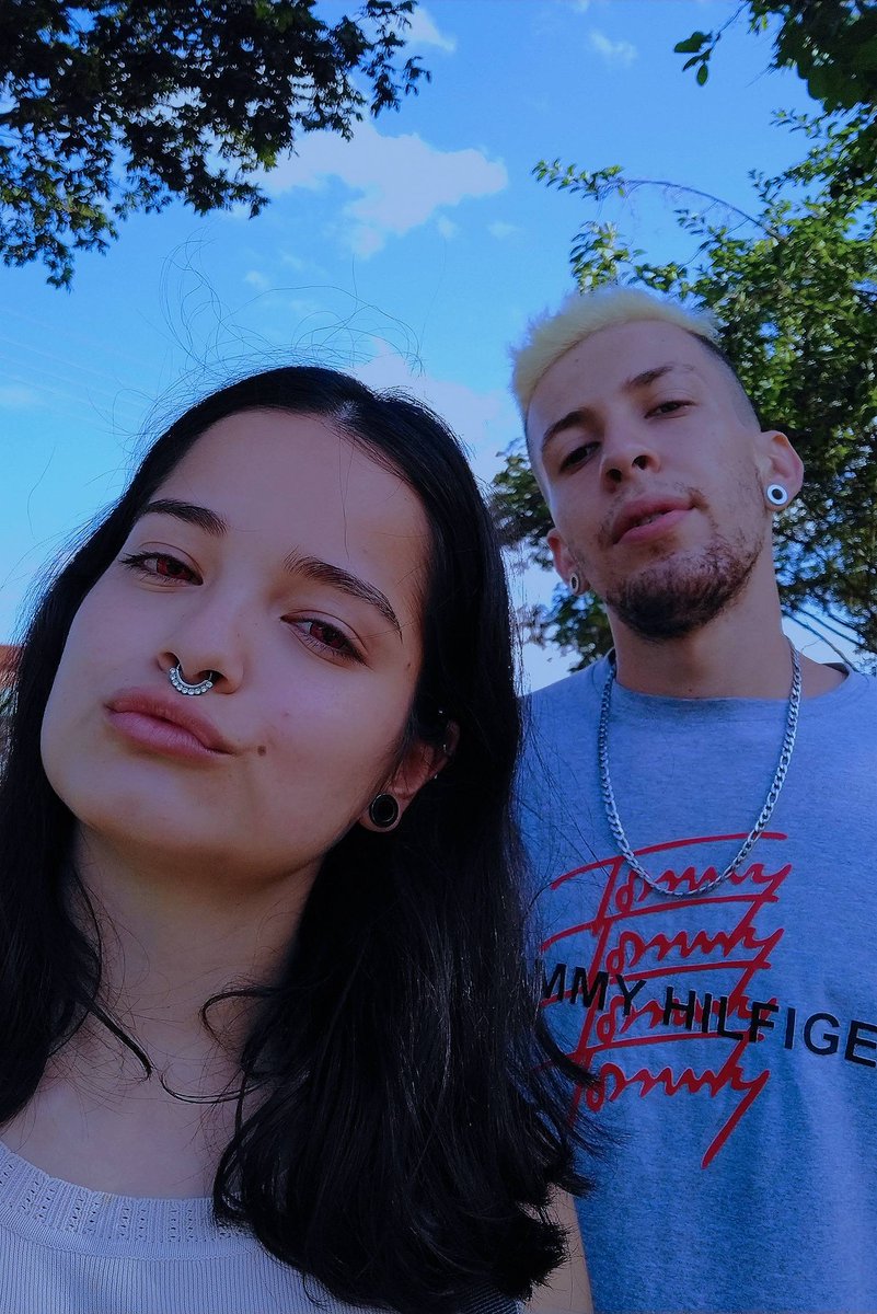 Wribeiro00's tweet photo. 🔴 Sharingan activated… 😎 @debgmendes_

Casal real com um toque de anime no olhar. 

Real couple with that anime vibe on point 🔥

Which one is your favorite? Drop it below!

#wribeiro #CasalReal #Sharingan #AnimeVibes #Lifestyle https://t.co/VHtde1EBnr
