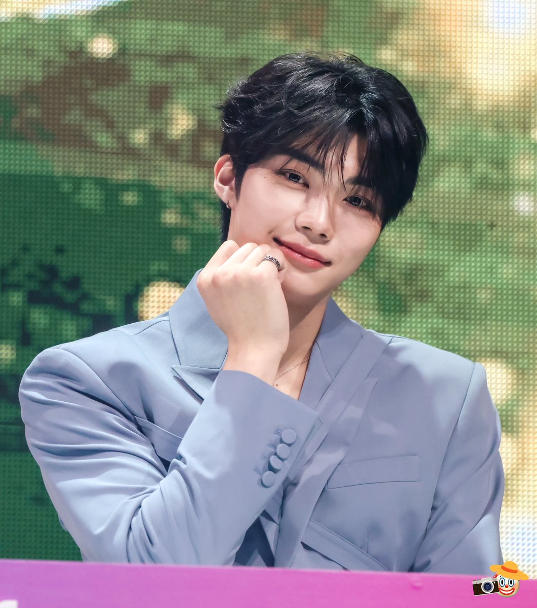 harvest_gwook's tweet photo. 260620 서가대 SMA
말랑콩떡이
#박건욱 #パクゴヌク #朴乾旭 #PARKGUNWOOK #ZEROBASEONE    #제로베이스원    #제베원 https://t.co/Kwg25ss9rU