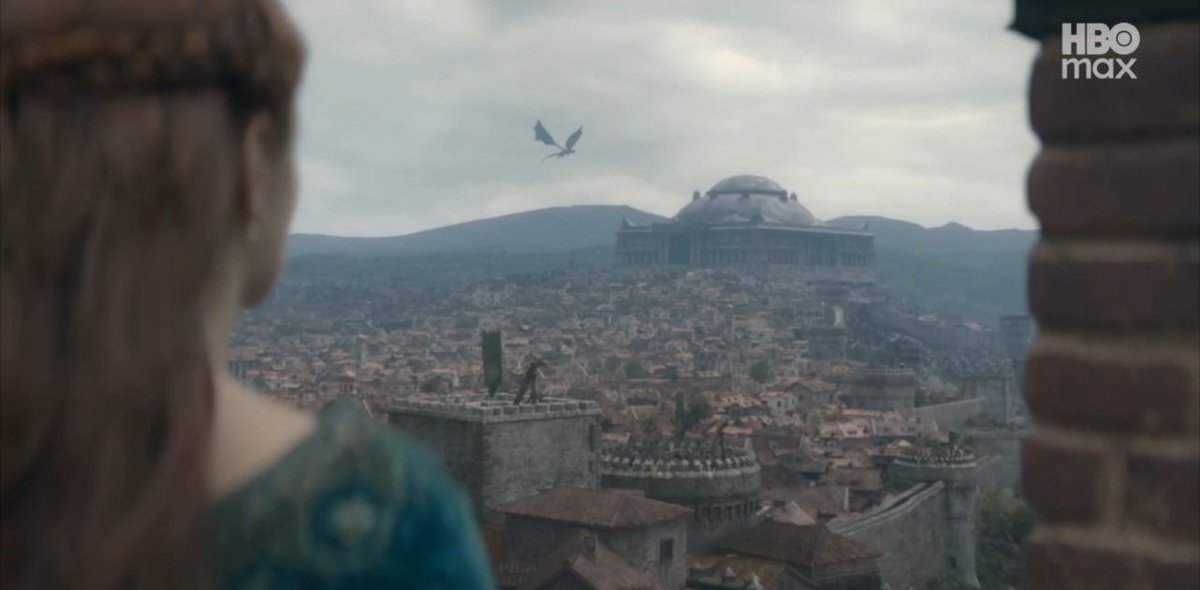 mehdi_keraghel's tweet photo. Silverwing from the Fall of King's Landing ? 👀🤔
#houseofthedragon #houseofthedragonSeason3 #HBOMax #Cinema #Targaryen #Dragons #Silverwing https://t.co/Z1XWlEUT36