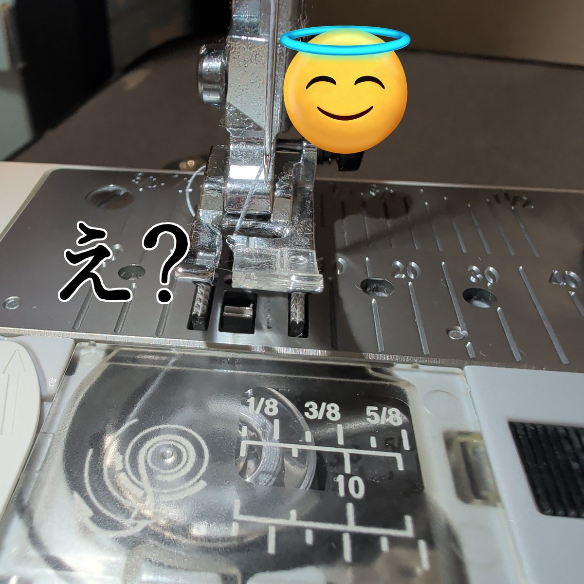 mashurubiz's tweet photo. ミシン針が折れたァァァァァァ！！！
え？替えあるんか？ってなって無事替えがあったから、交換。
ミシン久しぶりすぎて色々肩こり😆 https://t.co/Nat3Iy4XyU