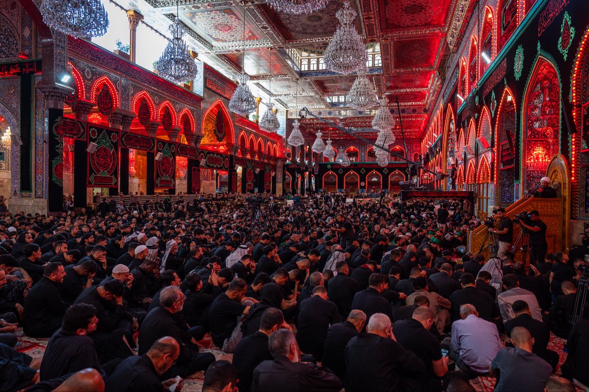 karbala_tv's tweet photo. المأتم الحُسيني مدرسةٌ للعِبرة.. ومَوجبة للعَبرَة https://t.co/9V1Na0P8gO