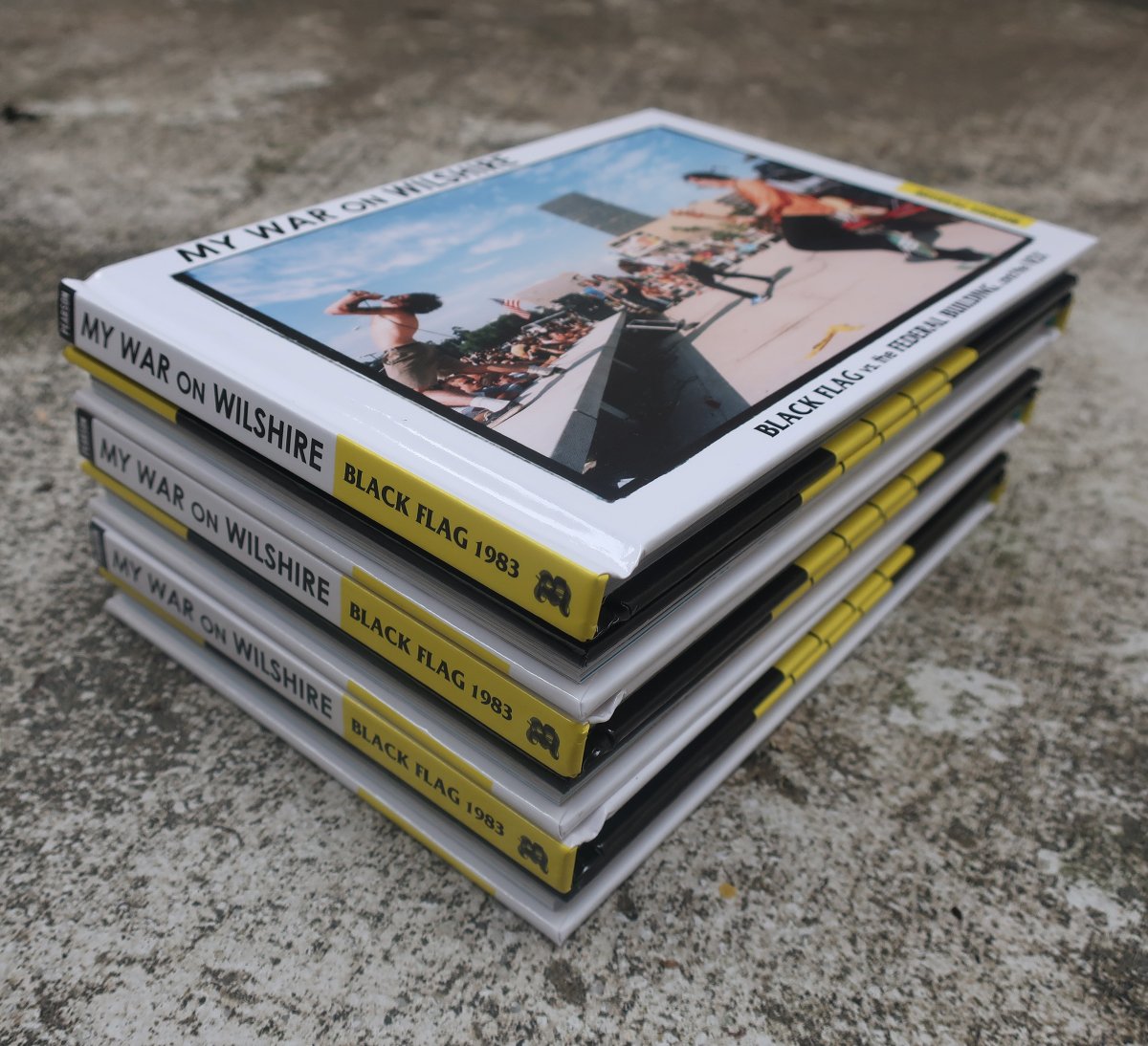 ianchriste's tweet photo. MY WAR on WILSHIRE, by Michael Pearson 💥 These little beauties are BOUND HARD! Now they are ocean bound for us, and we'll ship them immediately on arrival 🕷️ Crawl into the space of BLACK FLAG in 1983 like never before...
https://t.co/nJpnocBy9I
#blackflag #hardcorepunk #mywar https://t.co/SaFPYGe9kL