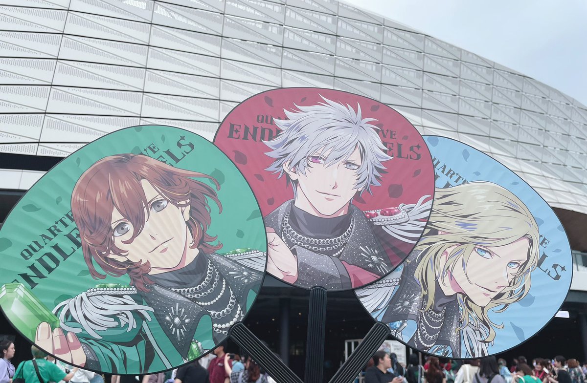 kms282's tweet photo. カルライお疲れ様でした☺️🌹４公演すべて現地参戦できました😭💚❤️💜🩵感謝🥲💘ステージに嶺二、蘭丸、藍、カミュが立ってて、だいすきな曲も歌ってくれて本当に素敵なライブでした！ありがとうございました！ https://t.co/Qp06q0qXBE