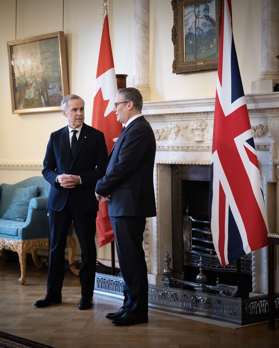 FLEXjss's tweet photo. Two once great nations being led by these weak, globalist tyrants will forever be one of the greatest travesties of our time. https://t.co/v4DcTlMUeO