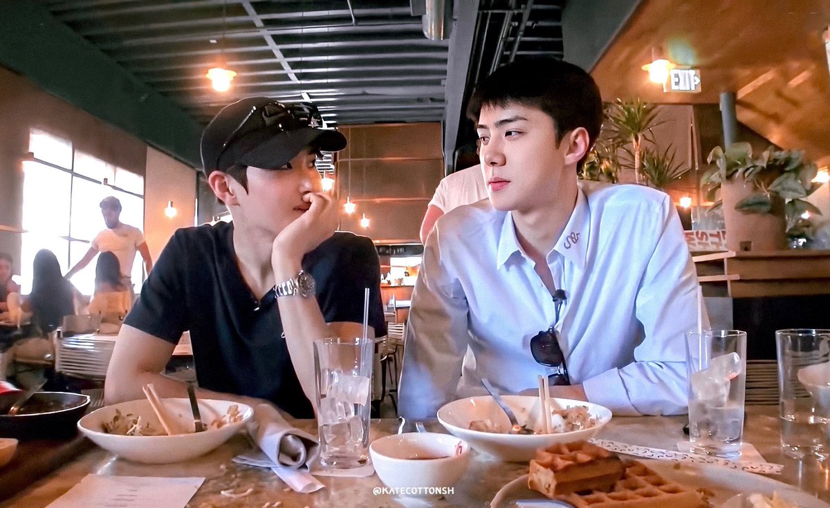 sewooss's tweet photo. 새준의 유서깊은 전통
바로 <그냥 투샷이 ㅈㄴ게 잘어울리기> 입니다 https://t.co/G4ONlVBuBJ