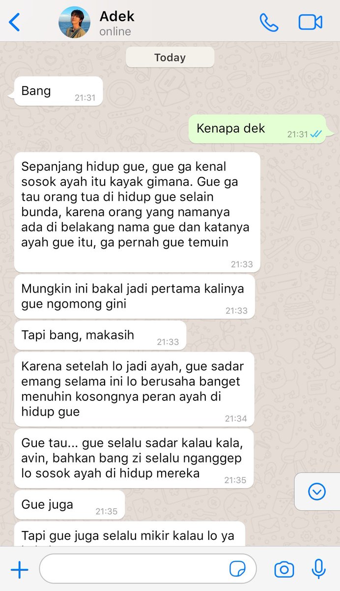 zchtaa's tweet photo. Selamat hari ayah, Abang Sulungnya Adek Darel

—Hello, Again Universe https://t.co/VcfPQX2h2z