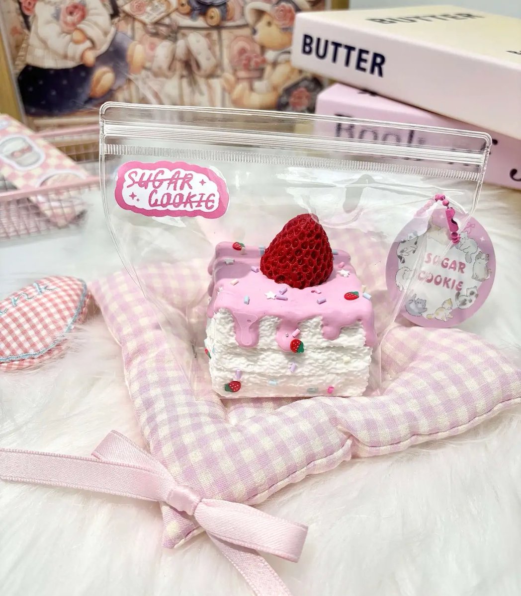Zjin_Store2's tweet photo. pre-order 🇨🇳  :  Sqiushy 
สกุชี่ขนมหวานสุดคิ้ว งานแฮนเมด
ราคาชิ้นละ 295฿

; ราคารวมส่งจากจีน
; หลังตัดรอบรอ20-25วันถึงไทย
#ตลาดนัดสกุชชี่ #ตลาดนัดsqiushy #สกุชชี่ #sqiushy https://t.co/4uVKg90k6e