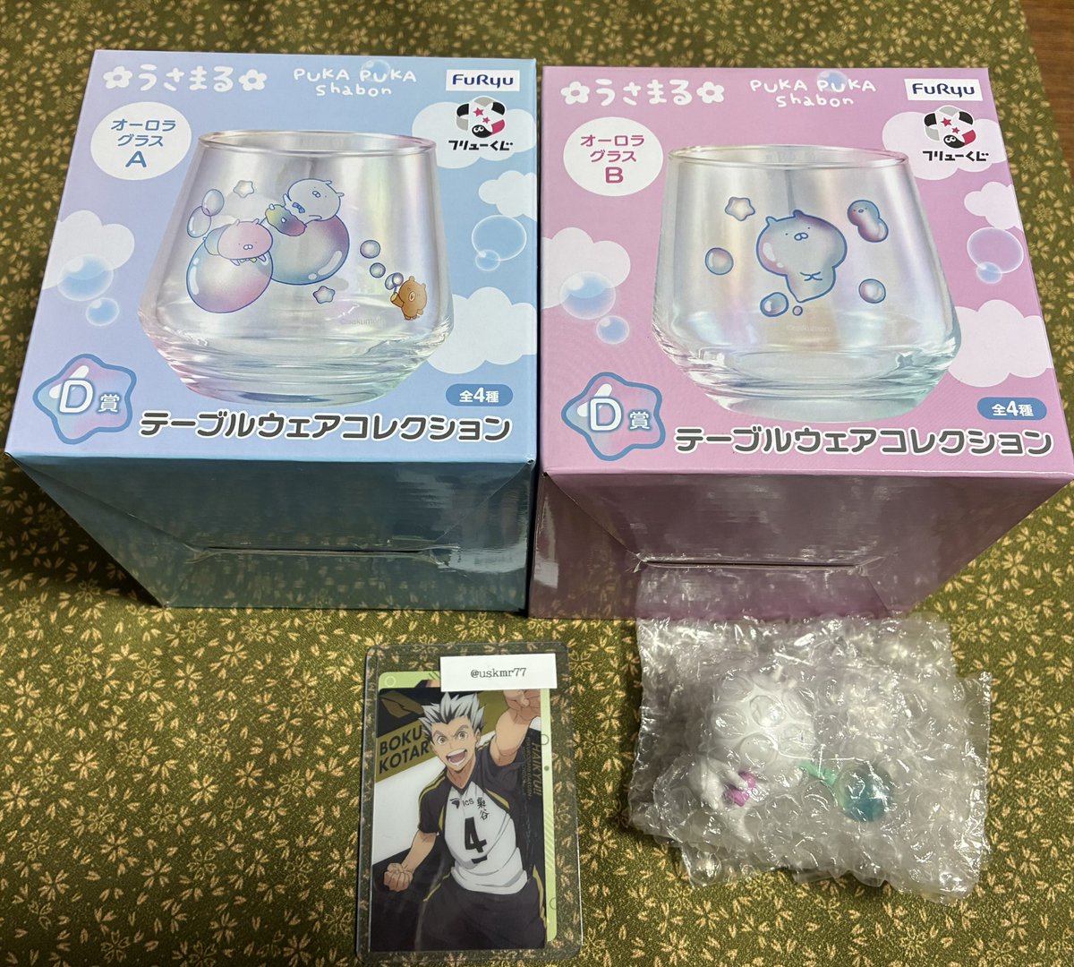 uskmr77's tweet photo. 【交換】フリューくじ　うさまる　PUKA PUKA Shabon

譲　C賞（画像のもの）・D賞グラス

求：E賞丸型ポーチ（2枚目画像）

都内〜川崎手渡しもしくは郵送にて交換希望です。
お気軽にお声掛けください。 https://t.co/Dkhq63CXE0