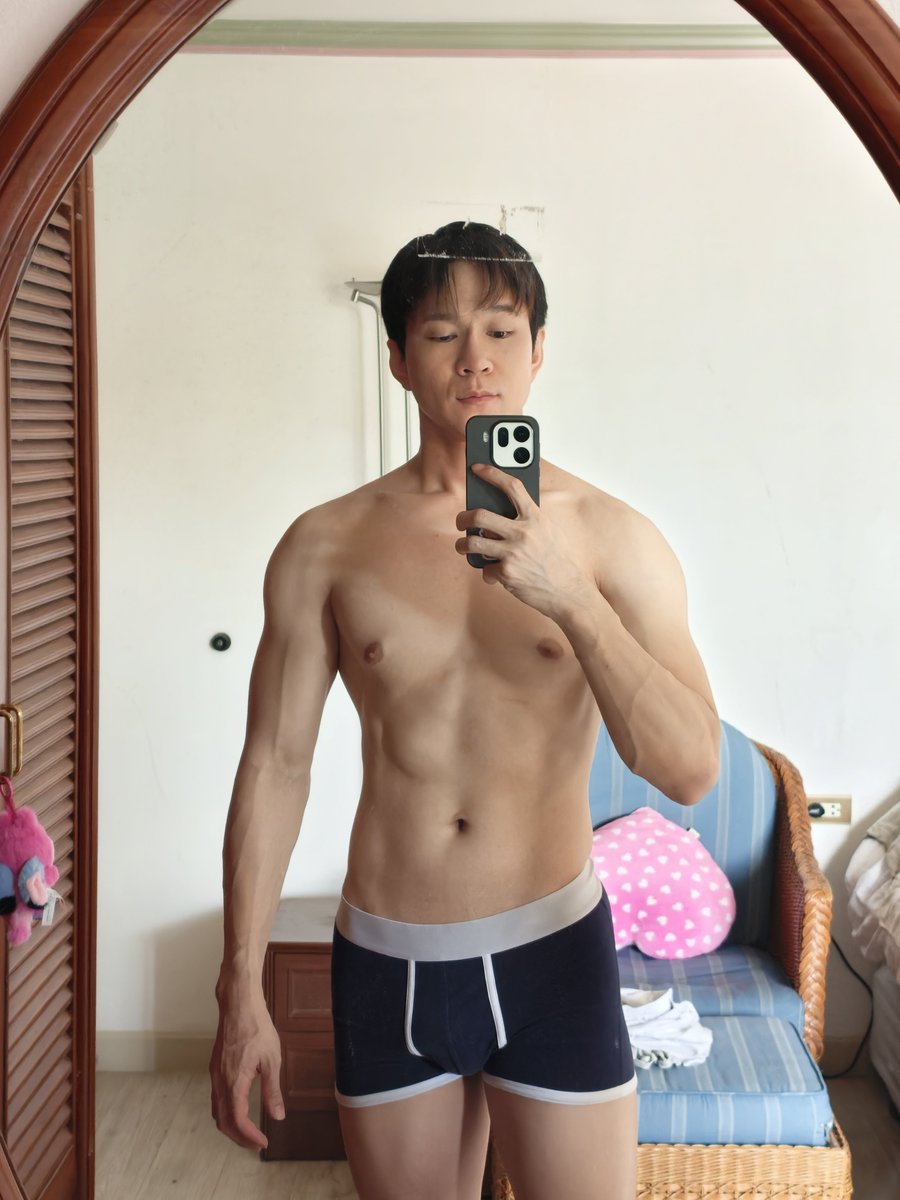 zeeniks's tweet photo. เอากะเค้าบ้าง https://t.co/JcNXHGupXH