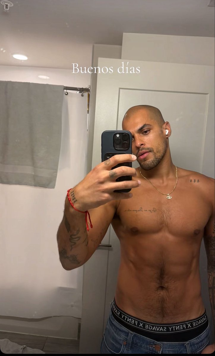 Annss2026's tweet photo. Y esto recien comienza 🕺🏾👏
Guapisimo Josh

Buen inicio de semana 🙌🙌 #lcdlf6 #TeamJosh https://t.co/2ogXamxnmz
