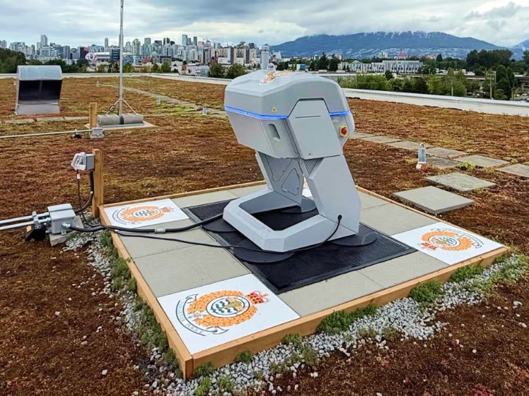 VancouverSun's tweet photo. Vancouver's new police drones raise questions about privacy and oversight https://t.co/mAcEb03bae https://t.co/mcLyz43d3R