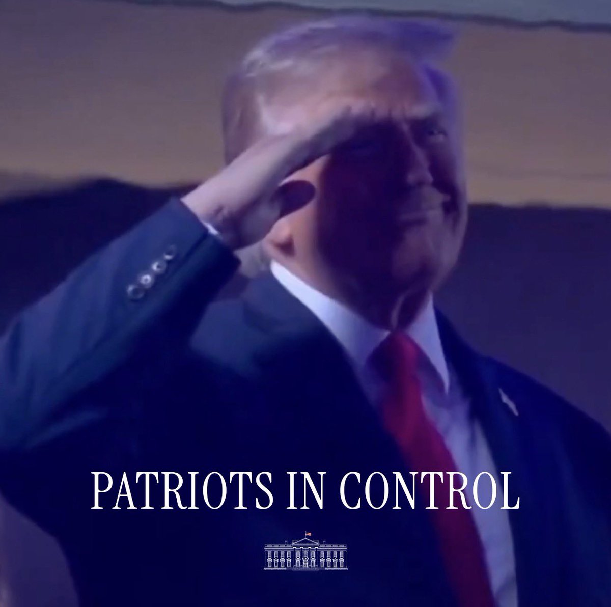 GodandCountryy's tweet photo. @WhiteHouse @11DarkKnight11 https://t.co/v4TetPAG9q