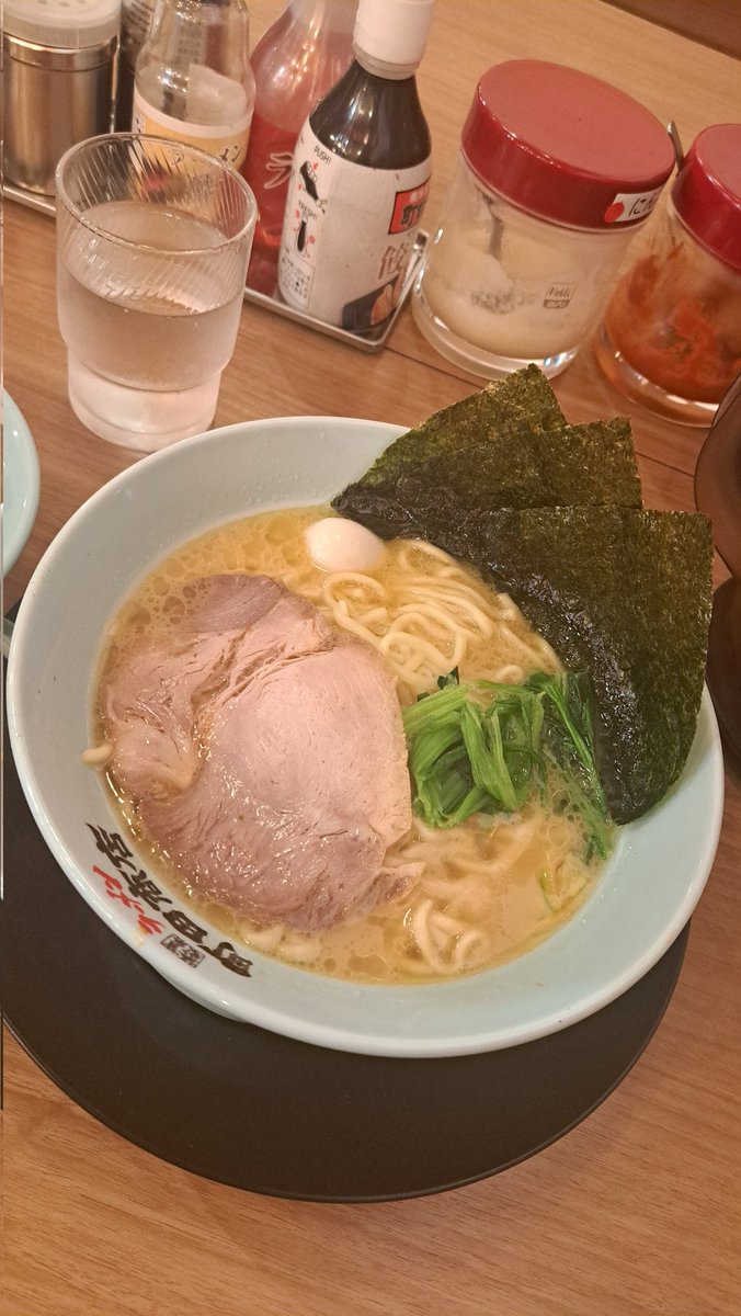 PA_fullswing's tweet photo. 別に後楽園近辺の店じゃないんだけど
普通に目の前にライオンズファンが座ってました
ほんとお疲れさま
#全国ライオンズが負けたらしょっぱいラーメン食べる会 https://t.co/A3m6hClohR