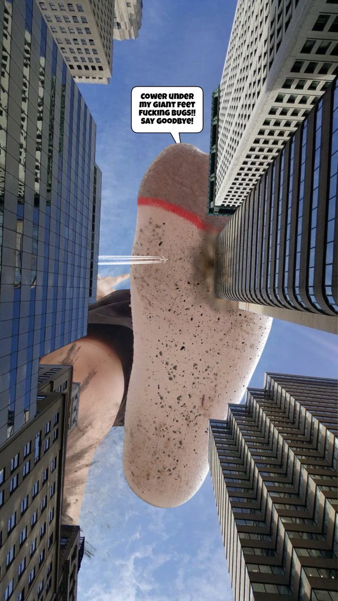 adabloon1's tweet photo. @Lemon_boyxn thinks it's time to shake things up! Some of you need a reminder that giants RULE your cities!! 😈

Two different perspectives of his rampage, two very different outcomes. Where would you want to be? https://t.co/aQxfMNNsyO