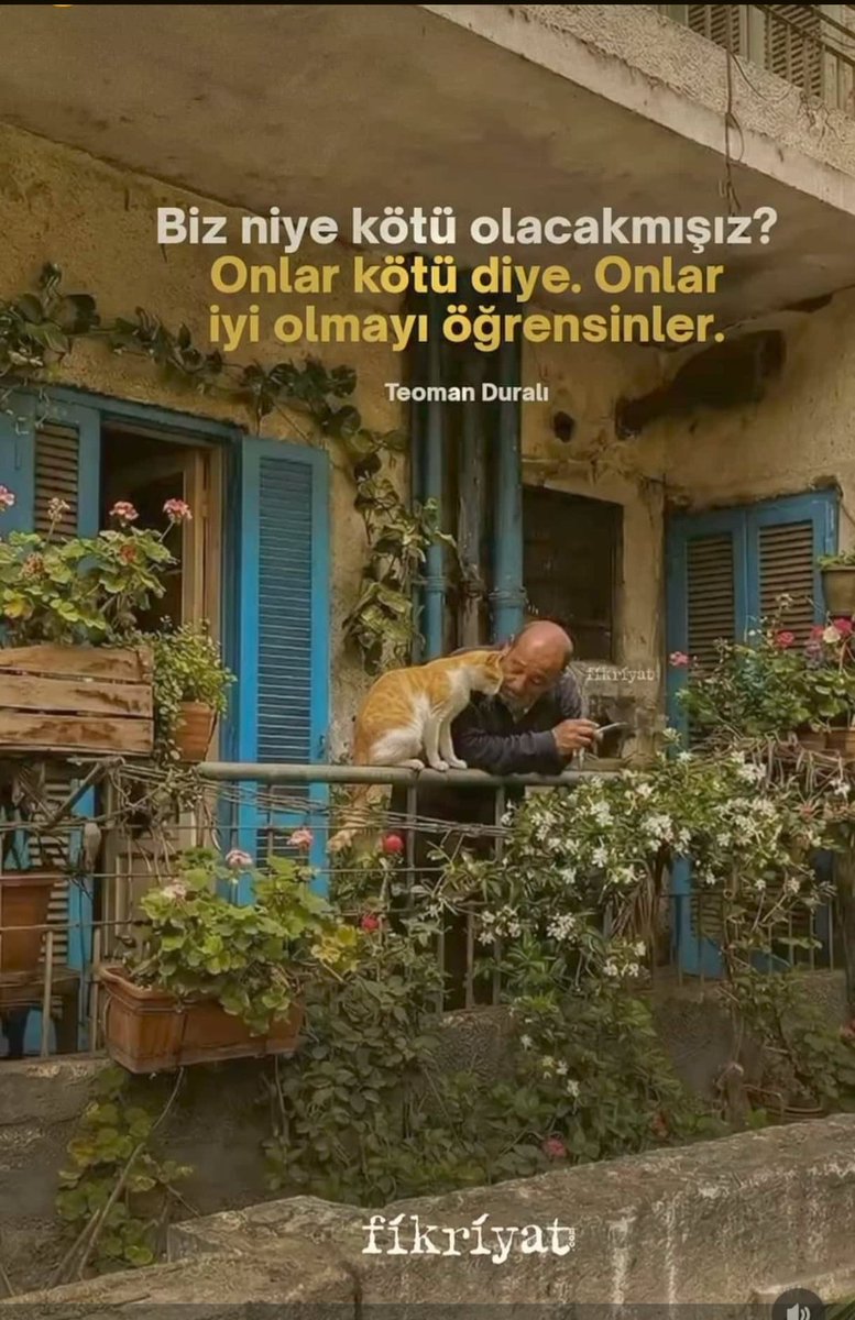 cyr1504's tweet photo. Başkalarının kötülüğü, bizim iyiliğimizden vazgeçme gerekçemiz olamaz.Karanlığa uymak yerine, iyi kalarak ışık olmayı sevmeliyiz.İnsan fıtrat itibariyle iyi ve güzele yatkındır,kötülük sonradan öğrenilen ve insanın kendi temiz fıtratına sırt çevirmesiyle başlayan bir karanlıktır. https://t.co/53pbEek6fz