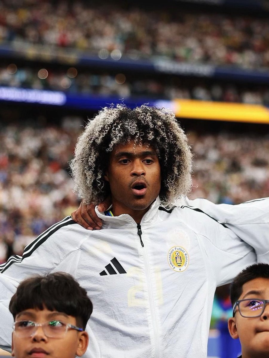 vsrsus's tweet photo. Tahith Chong has entered World Cup aesthetic lore. https://t.co/lW9LRAciSV