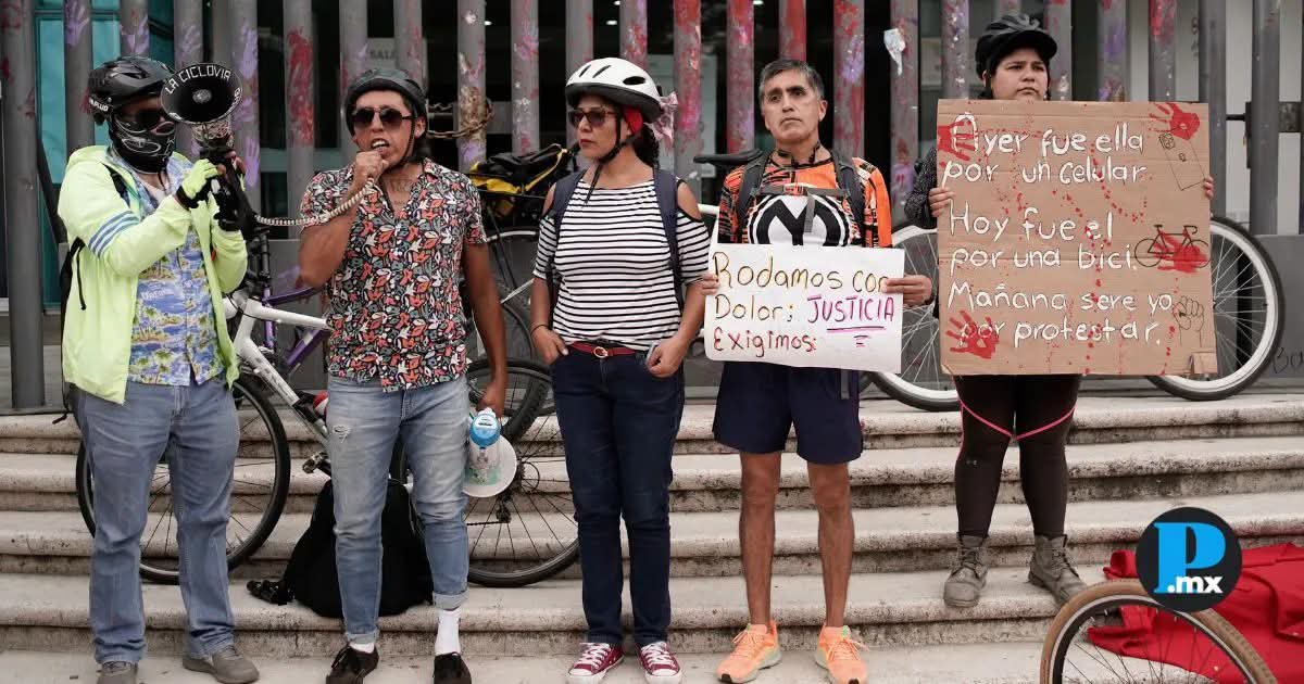 TicketDua's tweet photo. #NomásViolenciaVial #NoMasImpunidad #NomasBicicletasBlancas #PueblaCiclista #PueblaenBici #ForoEstataldelaBicicleta https://t.co/ZgkXZ7uqTU