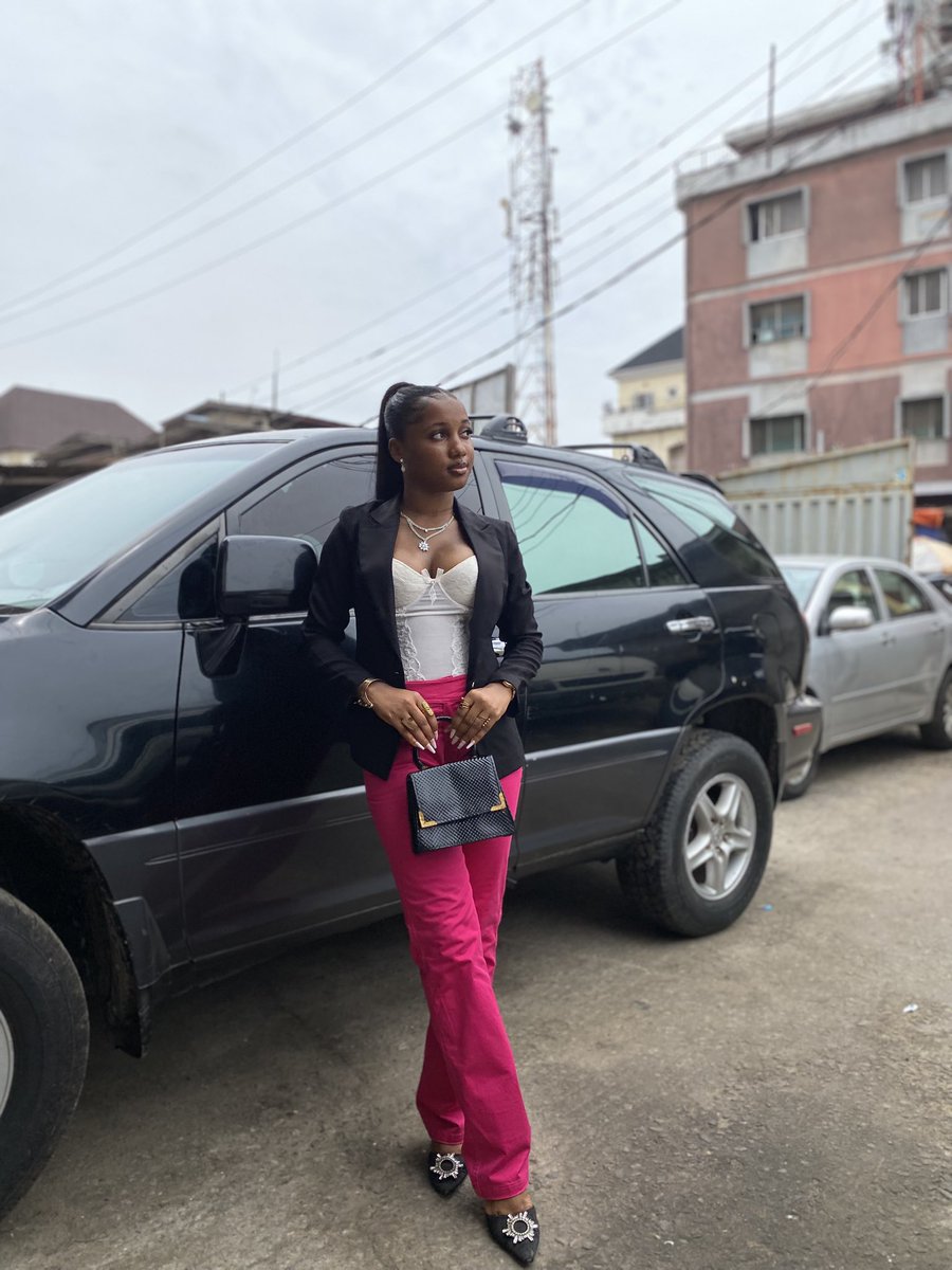LilianErnest_'s tweet photo. You cannot set up a camera to drag me and think you are “correcting me”😂

I wear corsets
And I don’t wear it for anybody😂

There is a reason why I wore it with a suit blazers to church and not bare

The problem I have with that fat fool is that his niche is tearing down female believers for their outfit

And I’m not a religious person (jsyk😂)

So if one “non-religious” outfit makes me not “born again” to you
I don’t care😂😂😂

In the grand scheme of things (my salvation)
You don’t matter
At all😌

I’m not even indecent
So you can’t pull that card on me

I have a very decent wardrobe
And I love being modest

Most times I just come out fashionable

And the fact that I wore a corset that makes you see my cleavage doesn’t mean I’d stop💀💔😂
(I wear these corsets once in a year)

So you’re opportune to see it early this year😌

When next you or any other religious fanatic wants to “judge” me or “correct” me

Do it privately cos idgaf😌💅🏻
