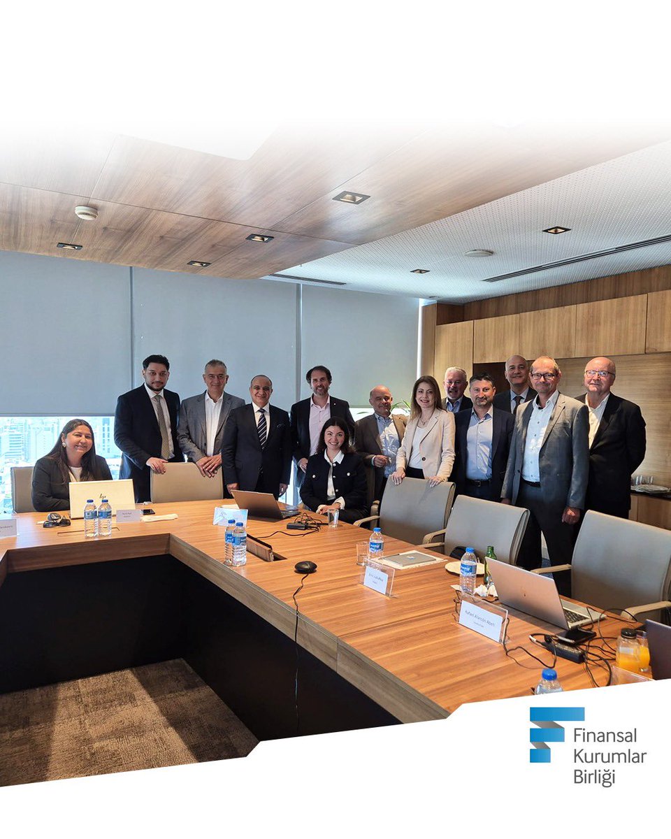 FinansalKB's tweet photo. Leaseurope Orta, Doğu ve Güneydoğu Avrupa Ülkeleri Grubunun yıllık toplantısı, Finansal Kurumlar Birliği ev sahipliğinde İstanbul’da gerçekleştirildi.

Toplantı kapsamında katılımcılarla Finansal Kurumlar Birliği’nin faaliyetleri, Türkiye ekonomisindeki güncel gelişmeler ve leasing sektörünün görünümü paylaşıldı. Program boyunca ayrıca Avrupa Komisyonu’nun öncelikli gündemleri, Leaseurope çalışma gruplarının faaliyetleri, Avrupa Birliği düzenlemeleri, sosyal leasing uygulamaları ve Avrupa Sürdürülebilirlik Raporlama Standartları (ESRS) gibi sektörün geleceğini şekillendiren başlıklar ele alındı.
Uluslararası iş birliğini güçlendiren bu verimli buluşmaya katkı sunan tüm katılımcılarımıza teşekkür ediyoruz.

#FKB #FinansalKurumlarBirliği