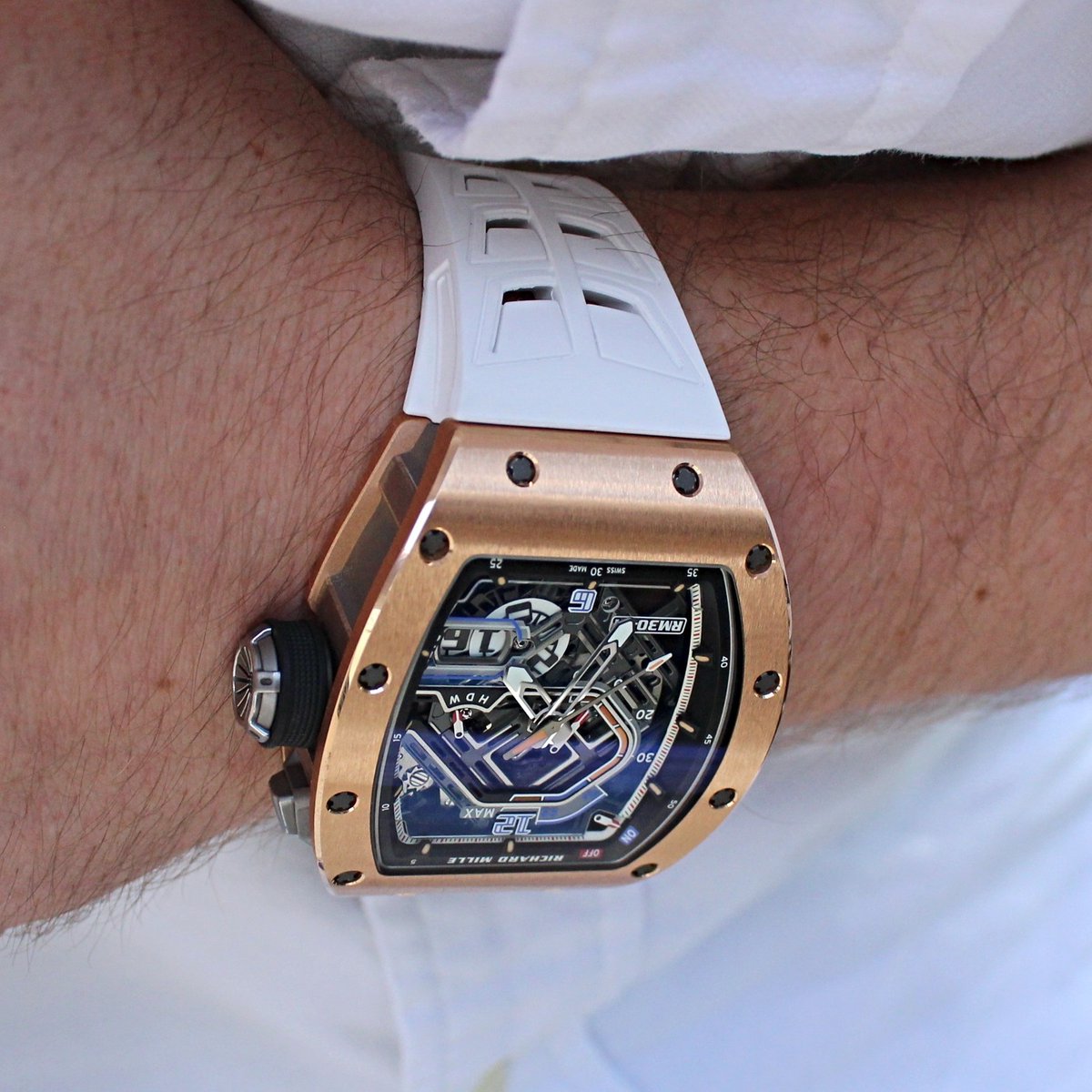 wisstraps's tweet photo. Introducing our newest collection: straps designed for Richard Mille.
Available in a range of colors and materials, each strap is crafted to complement one of watchmaking's most distinctive designs.
#wisstraps #wiswatchstraps #richardmille #watchstrap #watchstyle https://t.co/1K0ThmWzlO