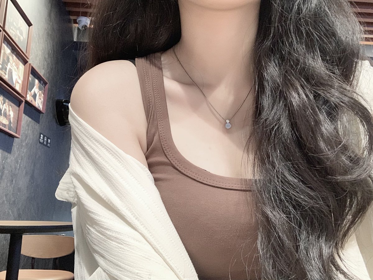 sleepCkkk's tweet photo. 寻找爱，寻找美杜莎  。这世上，一定有一双眼睛，能让我心甘情愿地把一生石化。 https://t.co/2l5cO3SwSd