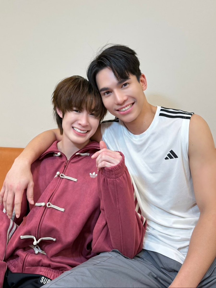 pineapplemmn's tweet photo. น่ารักกันตั้งแต่เช้ายันมืดเลย~~

Your Third Q15

#ที่สามของเธอQ15 https://t.co/GCniwCwjGJ