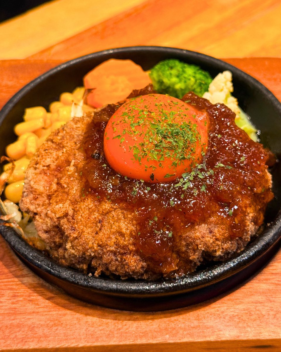 apple_matsumo's tweet photo. 『超ハイコスパなビフテキならココ！』
🥩 上野　ビーフキッチンスタンド 🥩

99円〜の超ハイコスパ居酒屋さん🔥
アパホテルの一階に入ってるわよ🥹❤️

#東京グルメ #東京ランチ #東京ディナー #上野グルメ #上野ディナー #上野居酒屋 #御徒町グルメ #御徒町ディナー #御徒町居酒屋 https://t.co/vpEItXrCIX