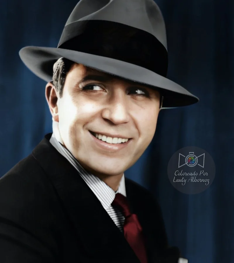 _LucasPetersen's tweet photo. @gustavokogan Un Gardel sin "sonrisa de Gardel". 😄

Parece más Robert De Niro. https://t.co/dtPIjP9D5t