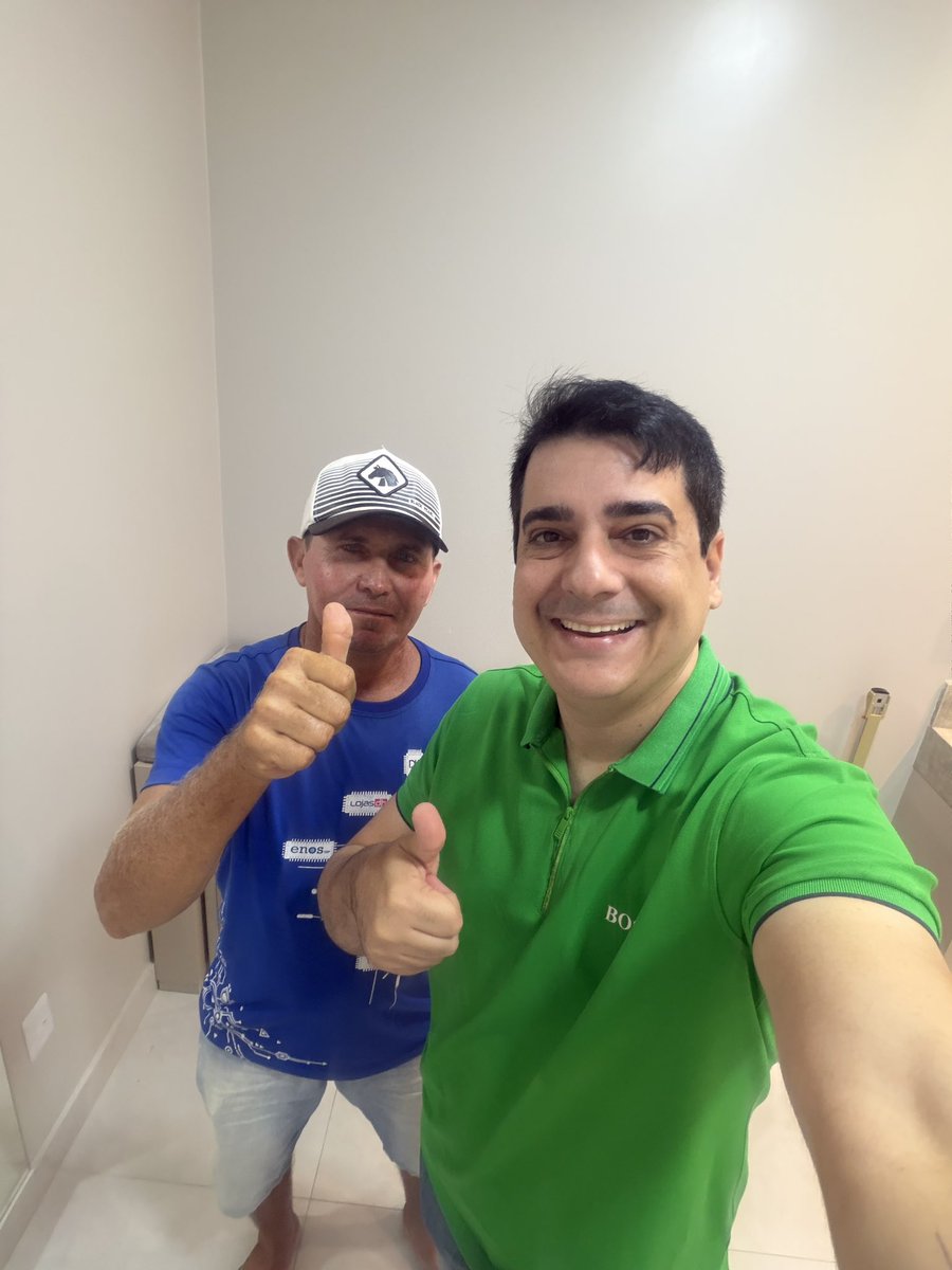 PrefeitoAlan15's tweet photo. Dia de visitar e bater um bom papo com Edimar e sua família, com Edna e também com Raimundo Gama. Muito feliz pela atenção, pelo diálogo e pela compreensão de todos. Seguimos juntos, fortalecendo parcerias e construindo caminhos com respeito e união. https://t.co/df3cavrQJ6
