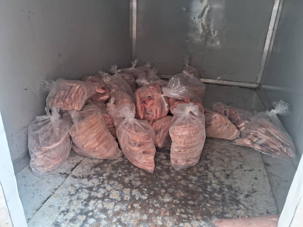PenzuraWacho's tweet photo. NDAUYA NE PORK IYI VABEREKI

Full poker  $3.60 per kg
Chops  retail $4.5 per kg
Chops wholesale $4 per kg 

Wholesale from 20kgs

Delivery is free in Harare
0782028947
0711914158

KINDLY RETWEET https://t.co/k6BKPldXbc
