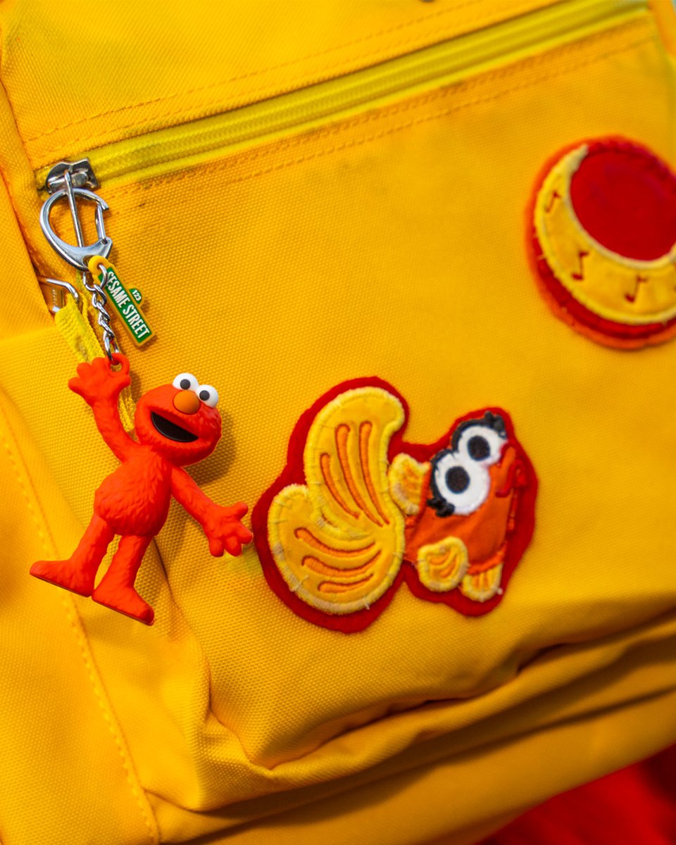 SesamePlace tweet picture
