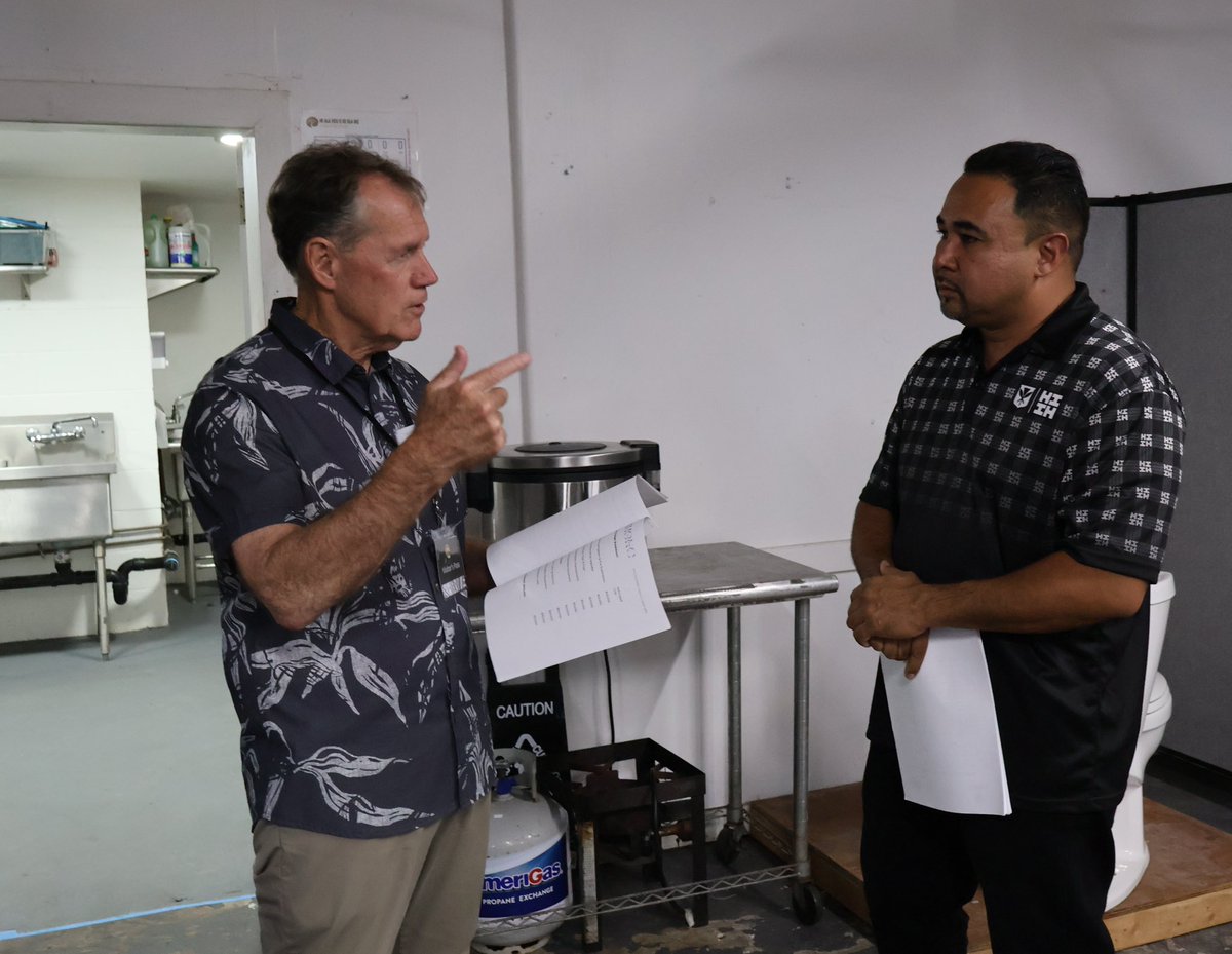 RepEdCase's tweet photo. Humbling to represent so many inspiring people doing such good work. Visited David Malikan,  founder in 2012 and Exec Director of He Ala Hou O Ke Ola, and his great team in Kalihi. HAHOKO (https://t.co/Q66F1SaYCk) is a unique community reintegration program for formerly incarcerated and other vulnerable ‘ohana “providing a new path of life through support and spiritual growth.” They’re way ready for their next phases and we discussed where and how federal efforts might contribute. Mahalo for all that you are doing.