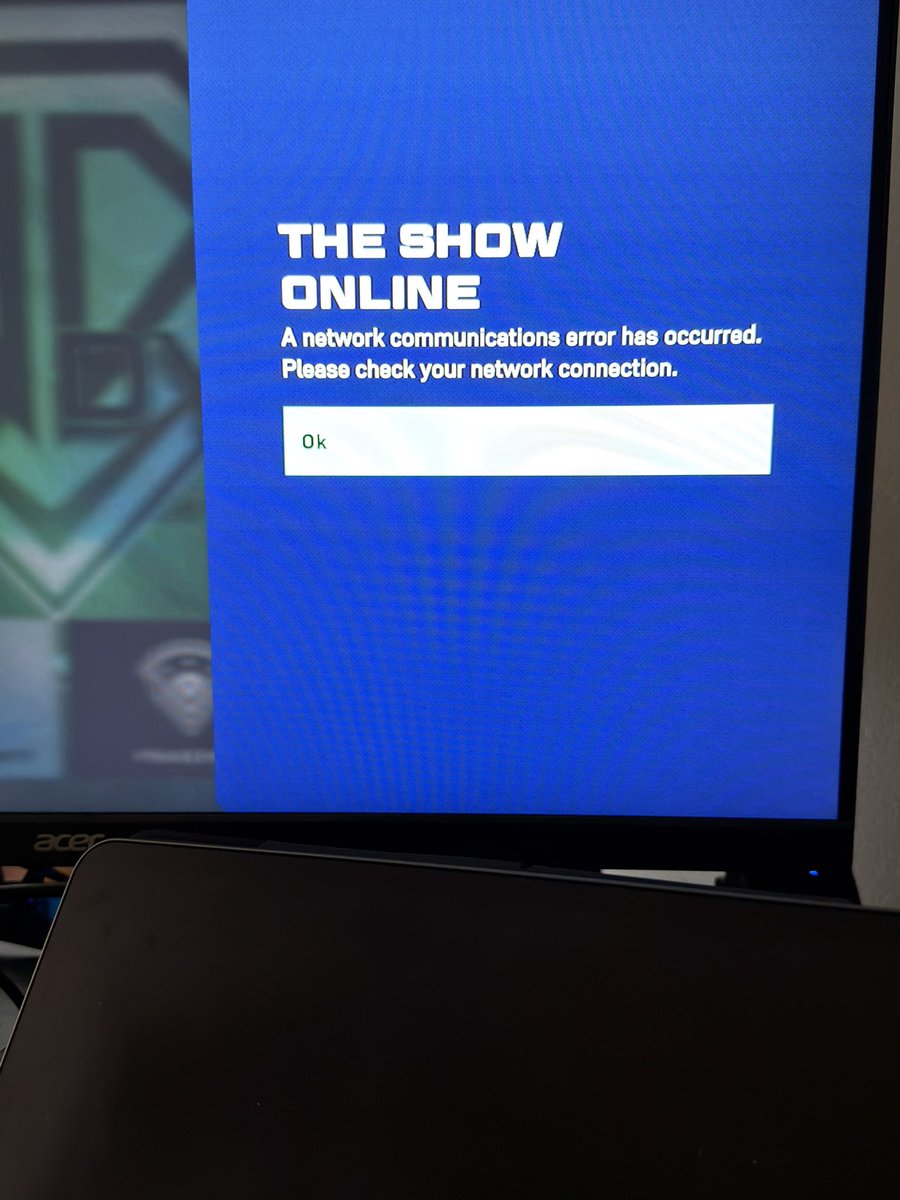 mikeisthetruth's tweet photo. @41mavfan41 Gotten this message 3x now. Can’t believe we’re still dealing with server issues almost 4 months into this game 🤦🏽‍♂️ https://t.co/NMF5jelaRt